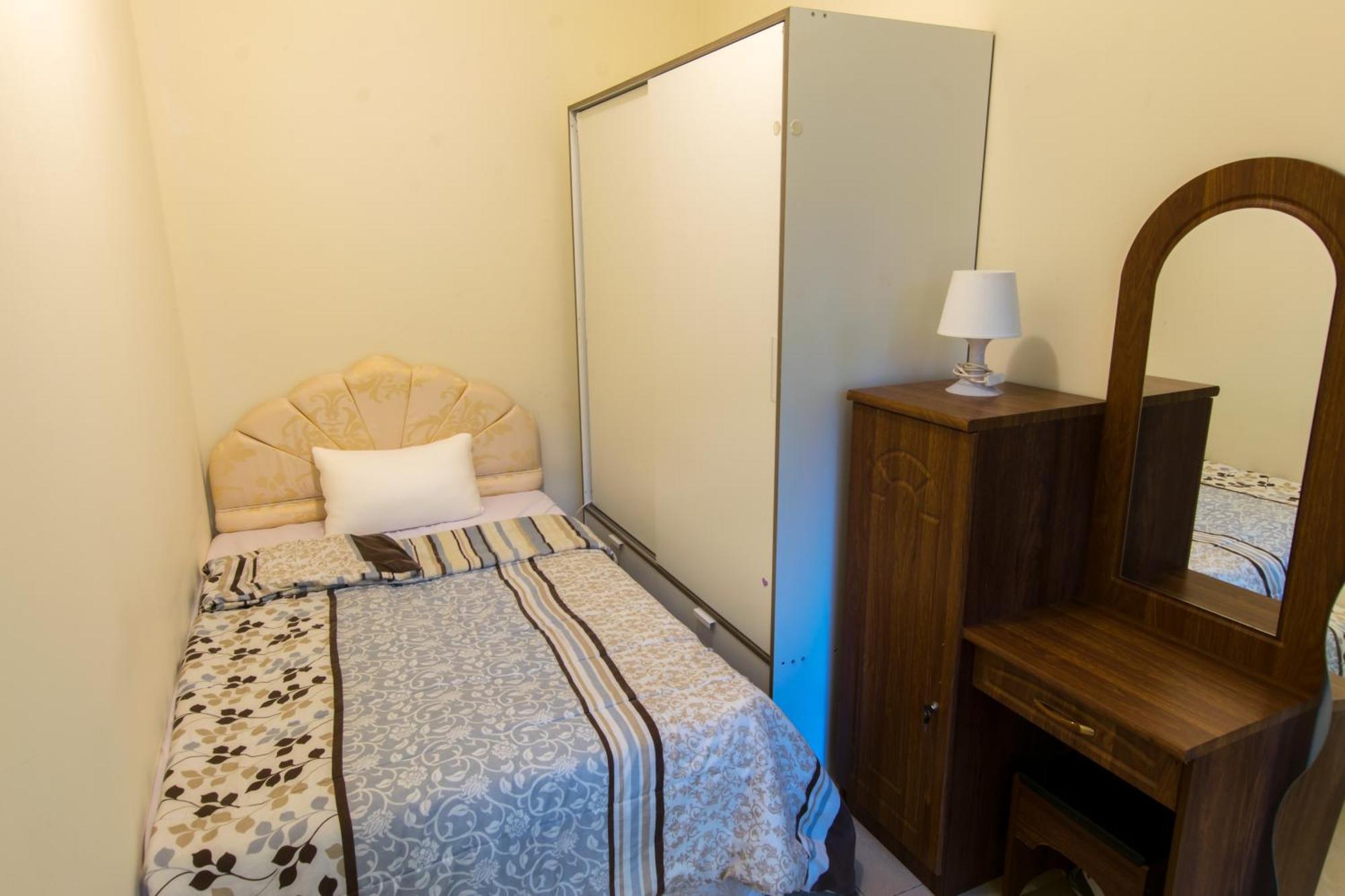Nice Single Rooms For "Girls" Only In Dubai, Marina Extérieur photo