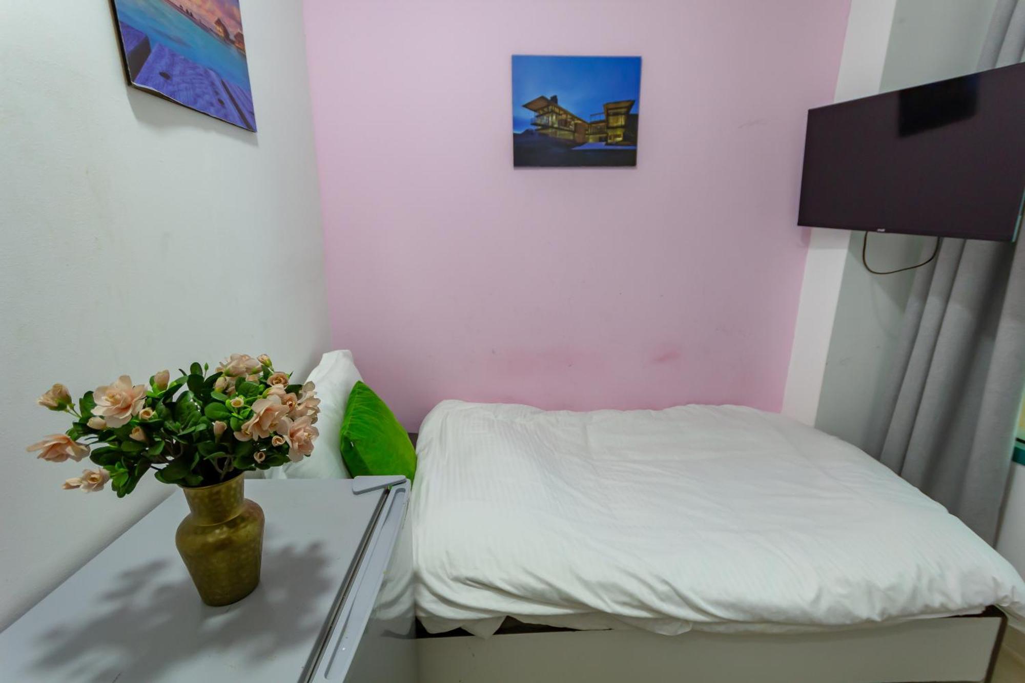 Nice Single Rooms For "Girls" Only In Dubai, Marina Extérieur photo