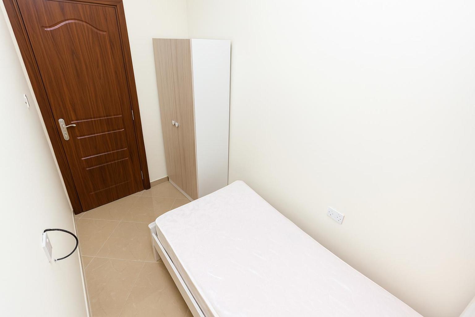 Nice Single Rooms For "Girls" Only In Dubai, Marina Extérieur photo