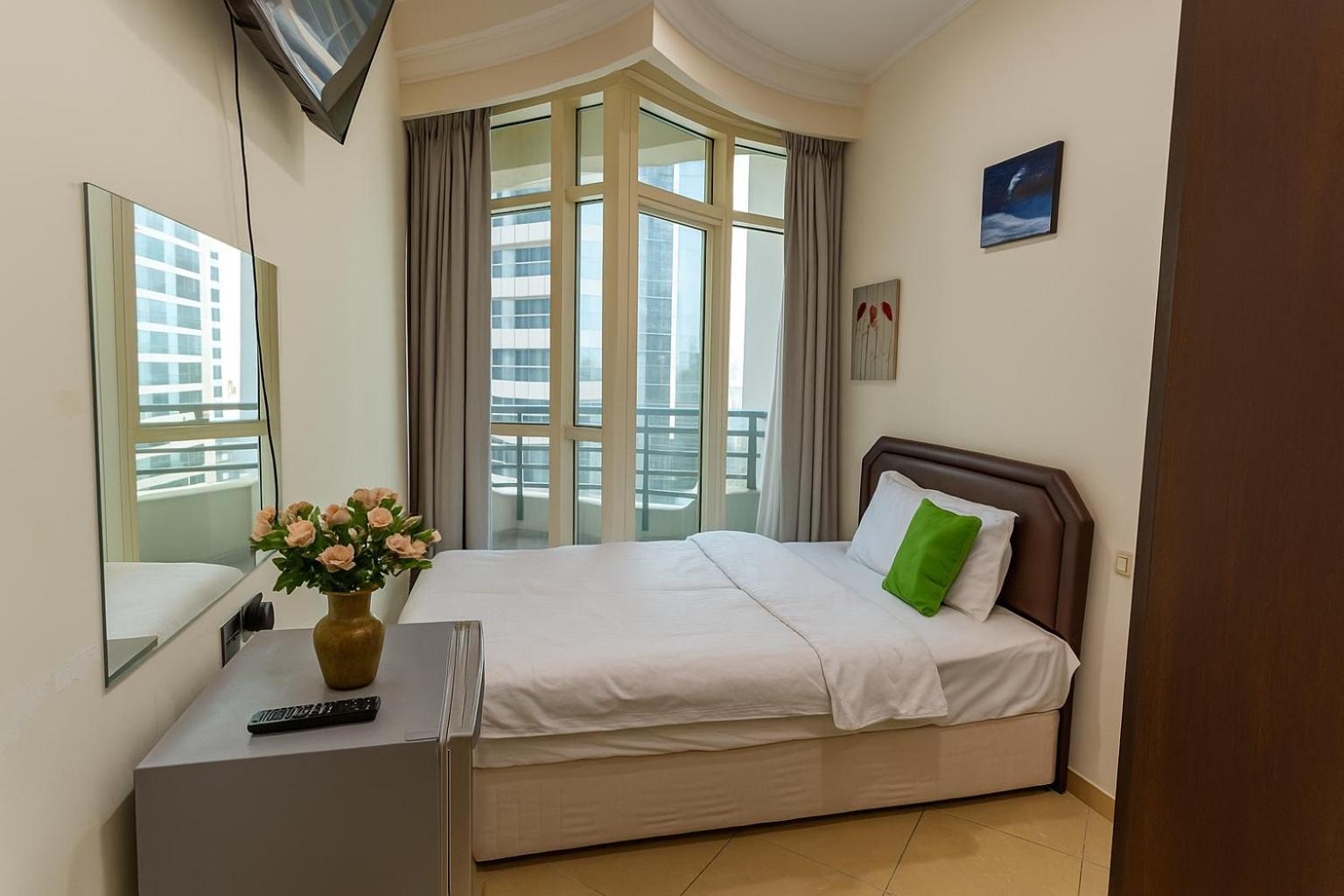 Nice Single Rooms For "Girls" Only In Dubai, Marina Extérieur photo